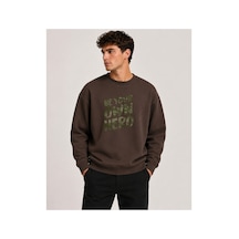Herkesemoda Hero Baskı Detaylı Bisiklet Yaka Şardonlu 2 İplik Sweatshirt Kahverengi