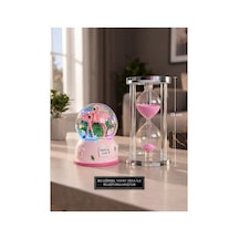 Sevgiliye Hediye Işıklı Flamingo Kar Küresi Ve 5 Dakikalık 13cm Pembe Kum Saati Seti Masa Üstü Biblo