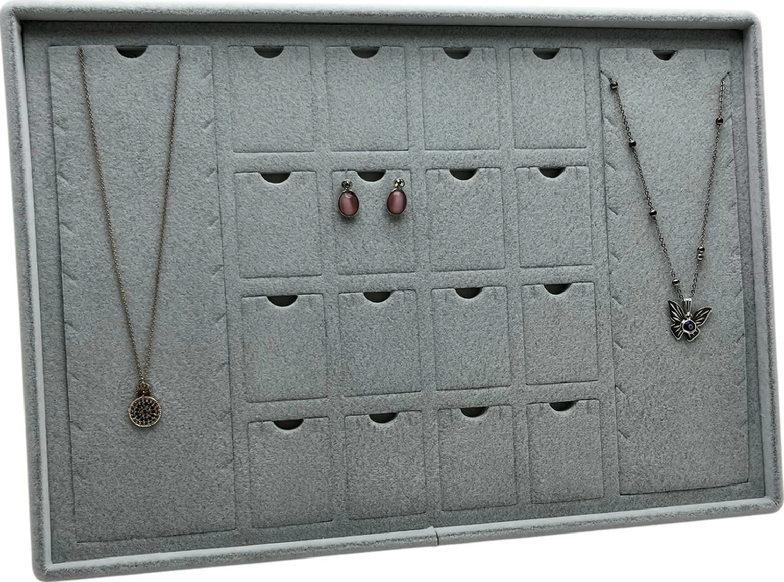 Süet Kumaş Gri 34-24 Cm Ayaklı 18 Pedli Kolye Tabla Stand