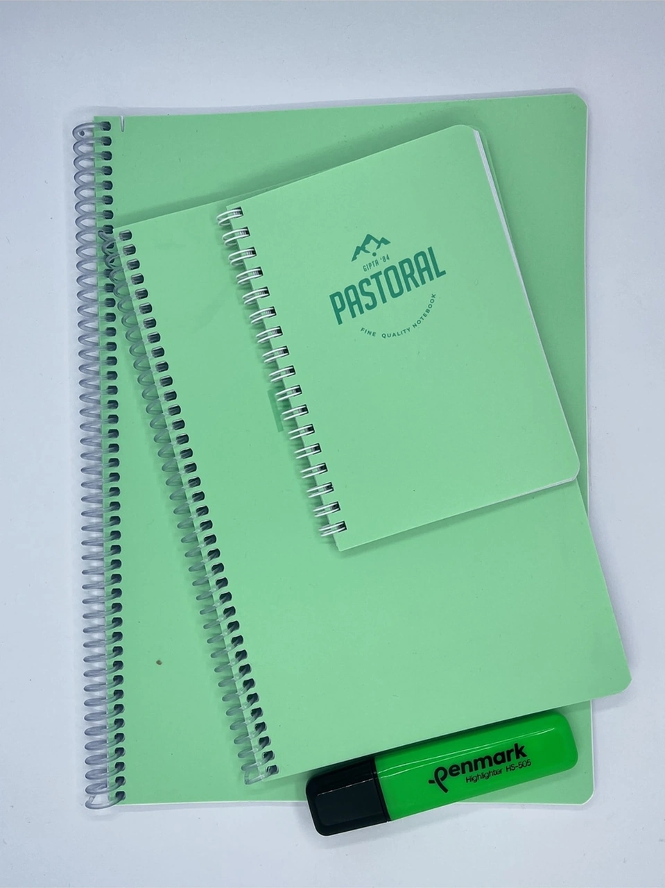 Pastoral 3'lü Çizgili Defter Seti Plastik Kapak Spiralli A6,a5,a4 80yp,96yp,96yp. Yeşil