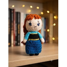 Soğuk Kalpli Prensesin Kardeşi Amigurumi Örgü Oyuncak - Çizgi Film Karakteri Hediyelik Figür 11 Cm