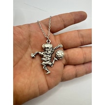 Deadly Dribble Futbol Oynayan İskelet Figürlü Unisex Metal Anahtarlık