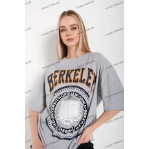 Tarzsokak Kadın Beyaz Oversize Berkeley Baskılı Beyaz