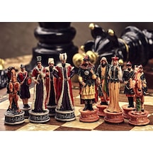 Osmanlı-hun Temalı Orta Boy Lüks Satranç Ve Yenigün Düz Satranç Tahtası