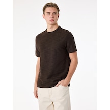 Koton Regular Fit Kısa Kollu Dokulu Tok Kumaş Bisiklet Yaka Tişört Kahverengi 6sam10378mk Kahve
