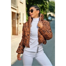 Keyifli Moda Kadın Kahverengi Yazılı Dik Yaka Su Geçirmez Kısa Şişme Mont