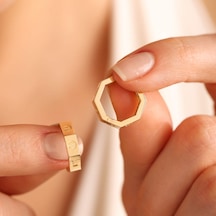 Sembol Gold Altın Halka Küpe 1.5 CM Çivi Form