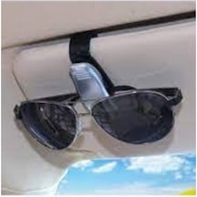 Pratik Araba Güneş Gözlüğü Tutucu Mıknatıslı 2 Yıl Torpido Üstü