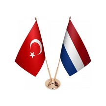 Masa Üstü Hollanda Bayrağı Türk Bayrağı İkili Pirinç Direk Masa B