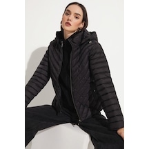 June Elyaf Dolgulu Kapüşonlu Mont Siyah 001