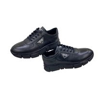 Siyah