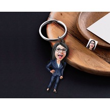 Bk Gift Kişiye Özel Patron Anne Karikatürlü Ahşap Anahtarlık-4 Sevgiliye Hediye, Arkadaşa Hediye, Doğum Günü Hediyesi
