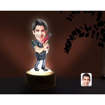 Kişiye Özel Erkek Kuaför Karikatürlü Dekoratif 3D Biblo Led Işıkl