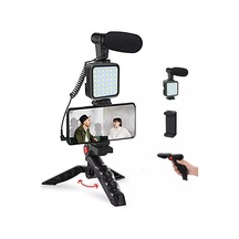 Ayrex Tripod, Selfie, Video Üretimi İçin Kit, Stand, Uzaktan Kumandalı Mikrofon Led Işık Ve Mini Tripod Telefon Vlo