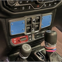 2020 Jeep Gladiator Medya Merkezi Kapak Sağ Taraf