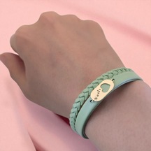 Archin Nazlı İsmine Özel 14 Ayar Altın Plakalı Zeytin Yeşili Derili Kalp Motifli Hediye Bileklik-556isim Nazlı