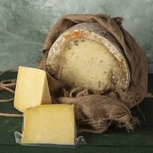 Paflar Peynircilik Kars-ardahan Eski Kaşar Peyniri 1 KG