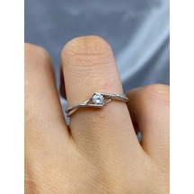 Sonsuzluk Tek Taş 0.50 Karat Pırlanta Swaroski 8 Ayar Altın Yüzük-beyaz