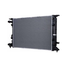 Hella Su Radyatörü Vw A4 - A5 - A6 - Q3 - Q5 1.8 Tfsı - 2.0 Tfsı - 2.0 Tdı 8k0121251l