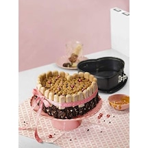 Kelepçeli Kek Kalıbı Inspiration Herzkuchen 25 X 26 X 7 Cm Kaplama Sızdırmaz .