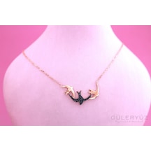 Rose Gold Üçlü Kırlangıç Model Tasarım Kolye Rose Gold Üçlü Kırlangıç Model Tasarım Kolye