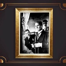 Altın Varaklı Çerçeveli Paspartulu Atatürk Tablo Hk1139