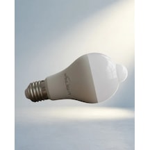 Sensörlü Led Lamba 1 Adet Gece İçin .