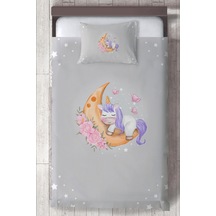 Bebek Ve Çocuk Odası Yavru Unicorn Desenli, Organik Boyalı, Renkli Yatak Örtüsü Seti Toplam 2 Parça 1 Adet Yatak Örtüsü 140x220cm, 1 Adet Yastık Kıl