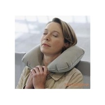 Seyahat Yastığı Şişme Boyun Tipi Ortopedik Beyaz Unisex