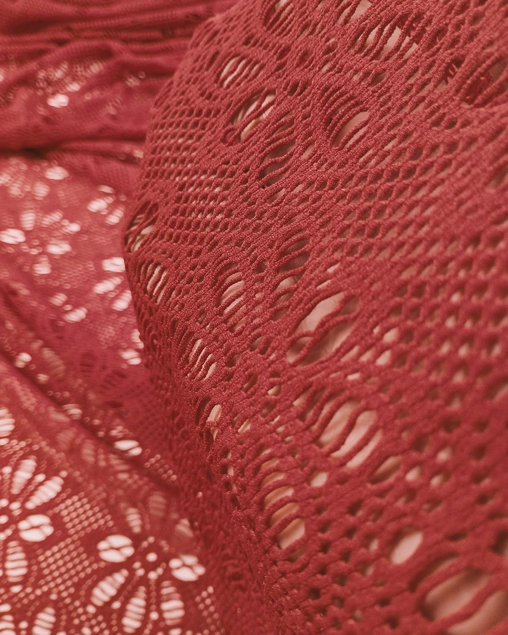 Örme Kırmızı Nar Çiçeği Renkte En: 150 Cm-2121 Renkli