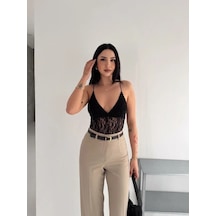 Modi Green Dantel Detaylı Derin Dekolte Body Şık Kolsuz Yazlık Bodysuit - Si Siyah