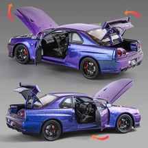 Skyline 1:24 Ölçekli Model Araba Hayallerinizdeki Arabayı Küçültün