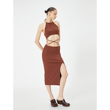 Koton Halter Yaka Elbise Midi Pencere Detaylı Önden Yırtmaçlı Slim Fit Kahverengi 4sal80022ık Kahverengi