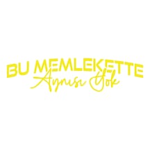 Bu Memlekette Aynısından Yok Sticker 17x17 Cm Sarı