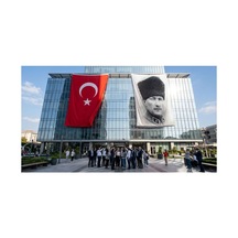 Siyah Beyaz Kalpaklı Atatürk Portresi Bayrak Ve Türk Bayrağı Premium Raşel Kumaş 2'li Set 10x15 Metre Ata30 Diğer