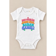 Babylimon Ben Güzelim Annem Güzel Babam Şanslı Beyaz Kısa Kollu Çıtçıtlı Bebek Zıbını Beyaz - 930083831 Beyaz