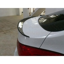 Hyundai Elantra Spoiler. Bagaj Üstü Çıta. Beyaz Boyalı