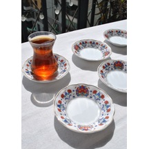 Kırmızı