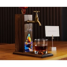 Bk Gift Kişiye Özel Kabartma İsimli Tarihli Pirates Ship Tasarımlı Musluklu Ceviz Ahşap Şarap Standı-9, Viski Çeşmesi, Babaya Hediye, İçecek Dispenser