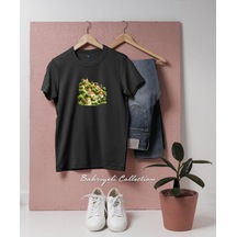 Oversize Huzurlu Köy Sahnesi İllüstrasyonu Tasarımlı Unisex T-shirt Siyah