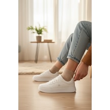 Enoch Kadın Spor Ayakkabı Amblem Detaylı Ve Ortopedik Düz Tabanlı Casual Sneaker Beyaz