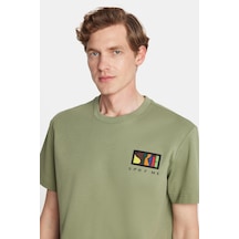 Relax Fit Rahat Kesim Pamuklu Ön Ve Arka Baskı Ve Nakış Detaylı Bisiklet Yaka Haki Tişört-34891 Haki