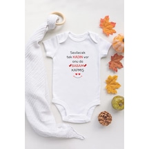 Tuğba Baby Özel Tasarım Sevilecek Tek Kadın Var Onuda Babam Kapmış Unisex Bebek Body Beyaz Body Zıbın Beyaz