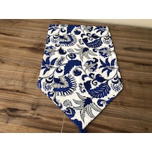Mavi Batik Çiçek Desenli Runner Çok Renkli
