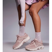 Soft Pembe