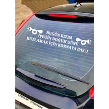 Doğum Günü Araba Eğlenceli Doğum Günü Araç Stickerı Korna Çalarak Kutlayın Yazısı Sticker Bugün Doğum Günü Kişiye Özel Sticker Beyaz
