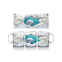 Beyaz Çiçekler Arasında Zıplayan Yunus Baskılı Kahve Kupası Renkli