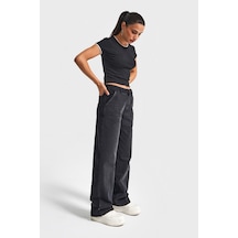 Itsbasic Kadın Taşlanmış Siyah Renk 2w5-1 Loose Fit Kadife Denim Parçalı Tasarım Denim Jean