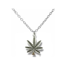 Marijuana Yaprak Figürlü Gümüş Renk Unisex Metal Kolye Özgür Ruh Ve Alternatif Tarz Çok renkli
