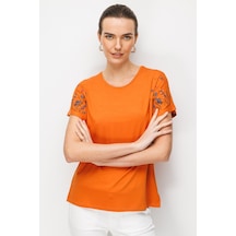 Kadın Sıfır Yaka Nakış İşlemeli Düşük Kollu Penye T-shirt Turuncu Turuncu